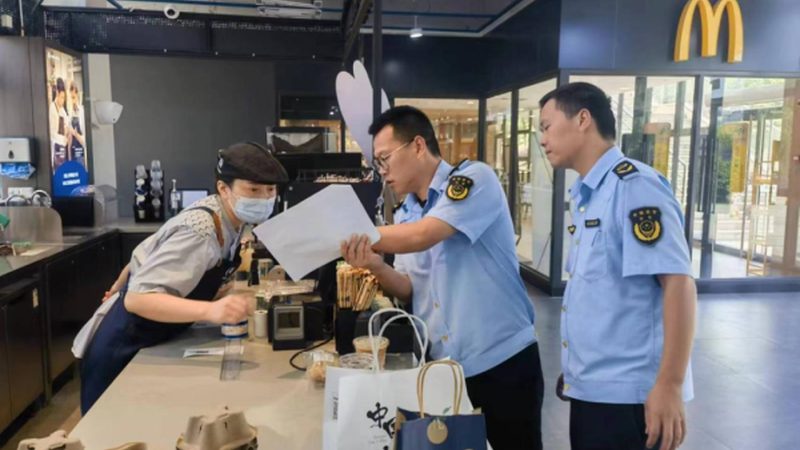 调味品开封后保质期揭秘：如何正确储存延长使用时间**